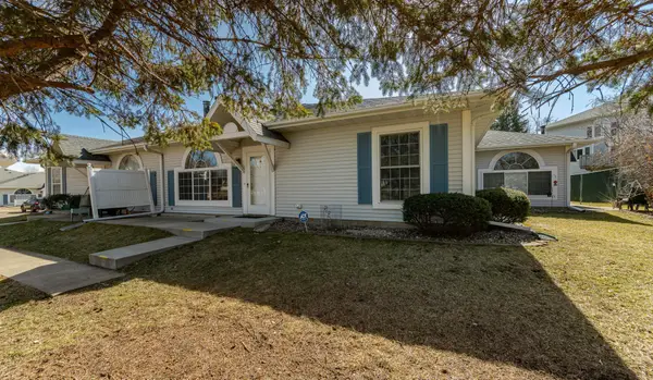 1937 Cabernet Lane Nw, Rochester, MN 55901