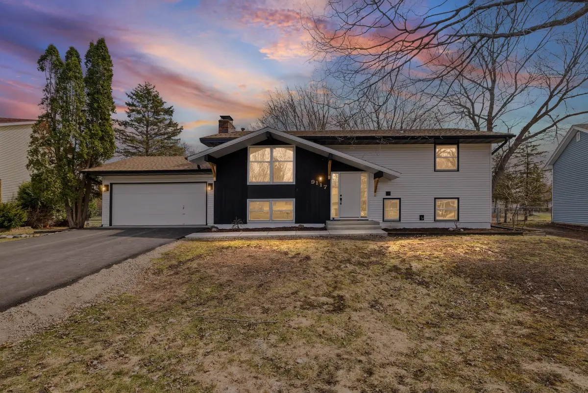 9117 31st Avenue N, Minneapolis, MN 55427 - #1