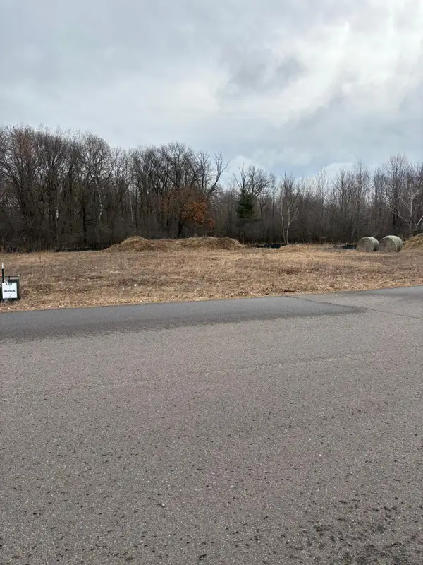 33005 Fenway Avenue, Stacy, MN 55079