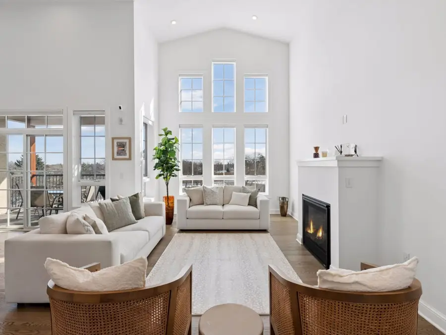 4901 Hawthorne Court #303, Minneapolis, MN 55436 - #2