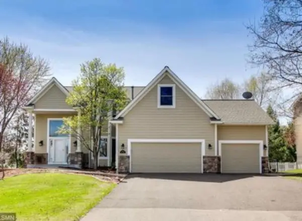 340 S Owasso Boulevard W, Saint Paul, MN 55113