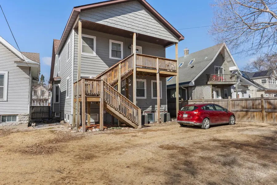 1046 16th Avenue Se, Minneapolis, MN 55414 - #2