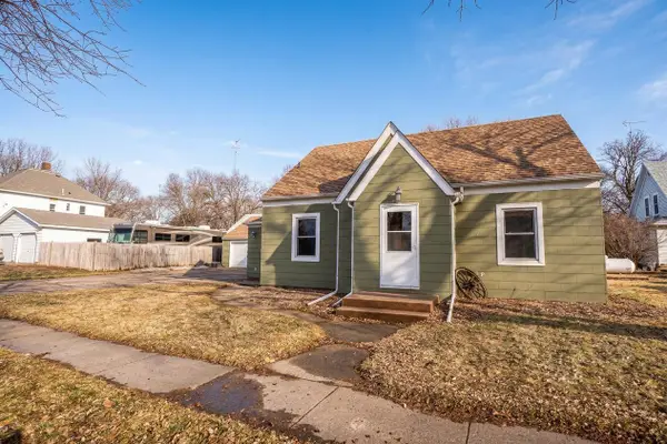 122 1st Avenue Ne, Clara City, MN 56222