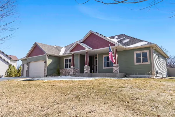 1851 Belmont Avenue Nw, Shakopee, MN 55372