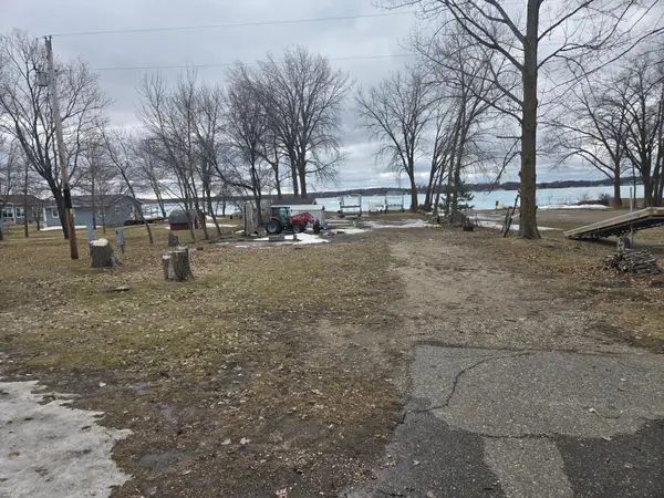 14949 Dahlgren Beach Road, Lake Park, MN 56554