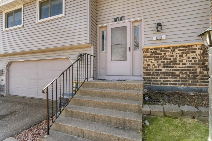 11911 71st Avenue N, Maple Grove, MN 55369 - #3