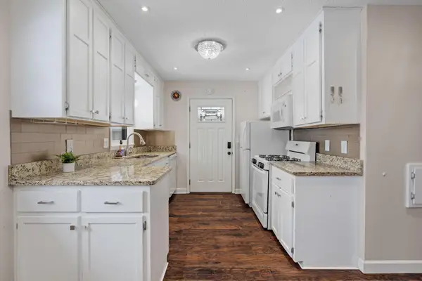 101 W 93rd Street, Bloomington, MN 55420