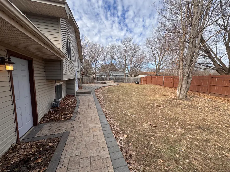 2431 112th Lane Nw, Coon Rapids, MN 55433 - #2