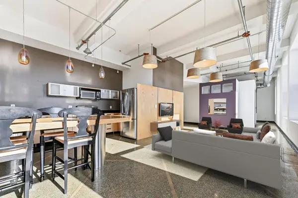 350 Saint Peter Street #909, Saint Paul, MN 55102