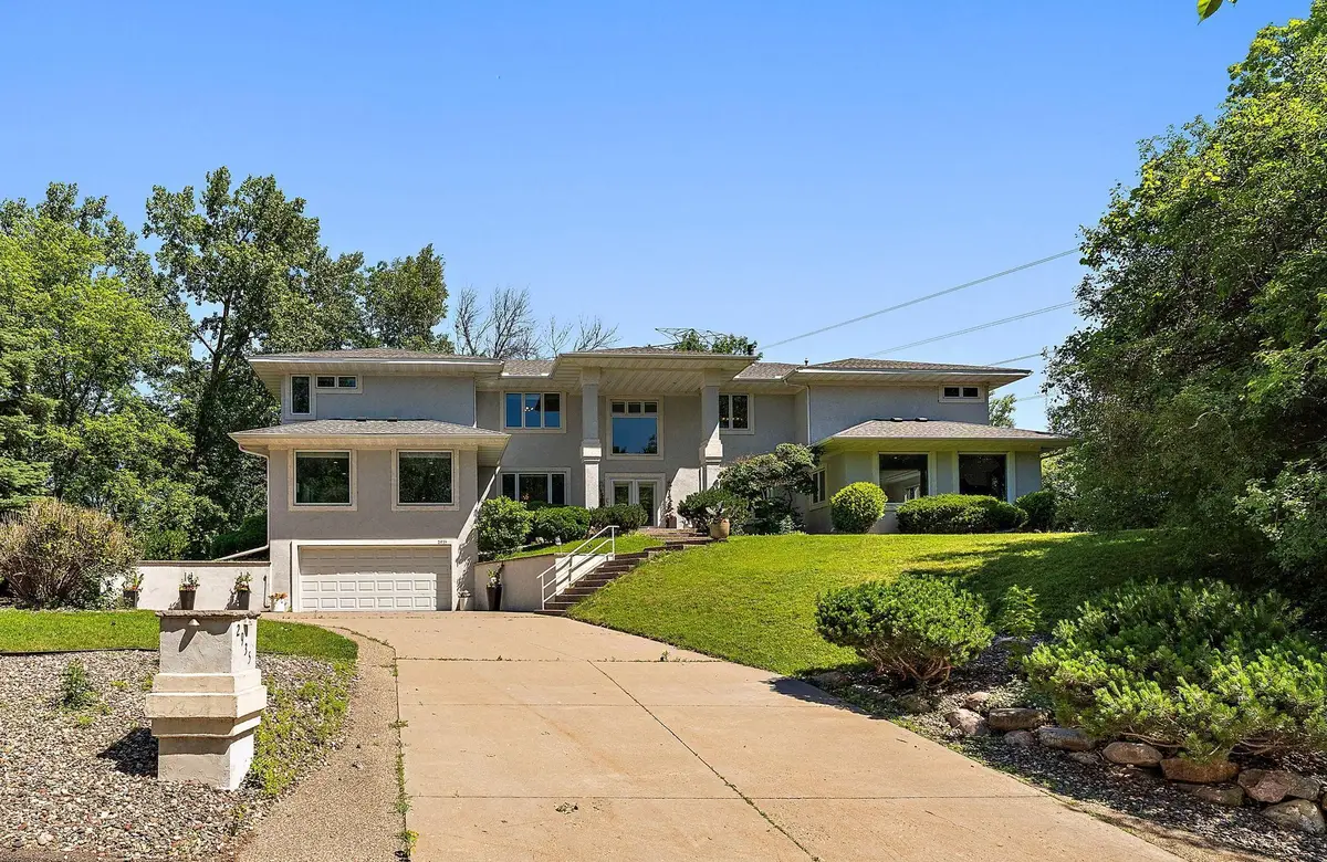 2935 Minnehaha Curve E, Wayzata, MN 55391 - #1