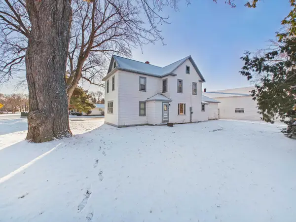 6 6th Avenue Se, Melrose, MN 56352