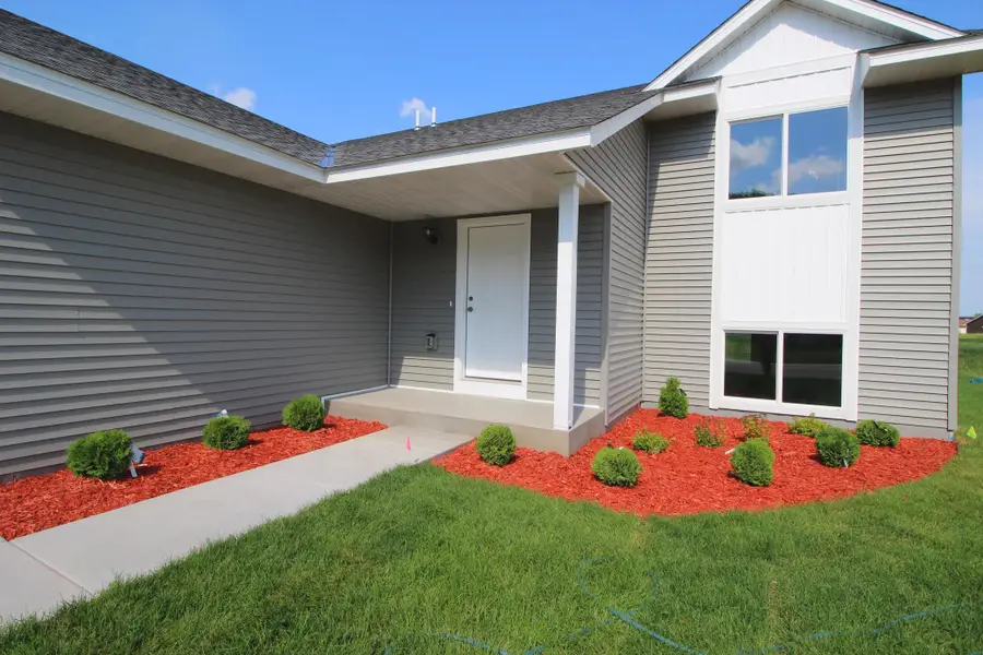 24135 Polk Street Ne, Bethel, MN 55005 - #3