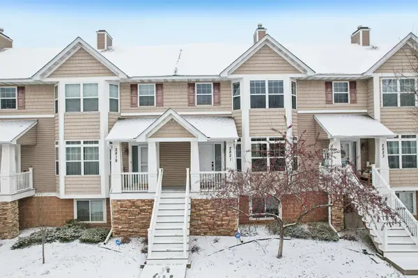 2821 Arona Street, Saint Paul, MN 55113