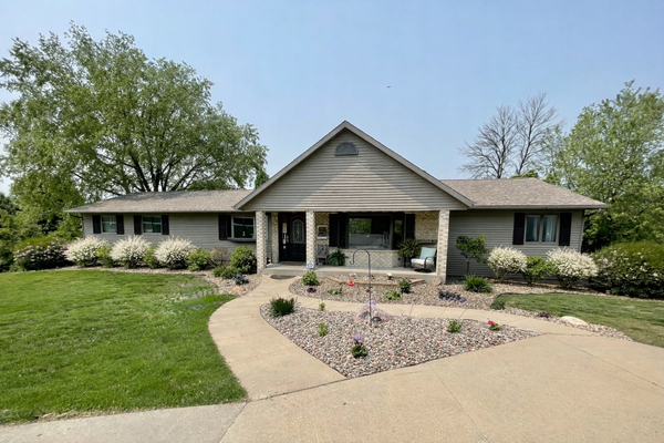 32337 Juniper Road, Chatfield, MN 55923