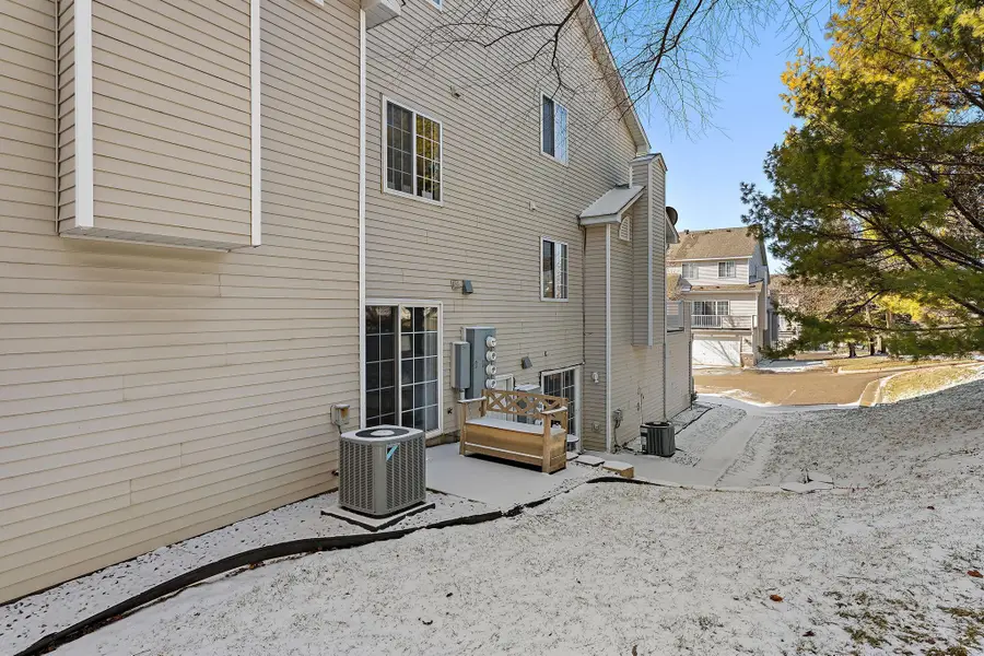 7717 Nicholas Way, Chanhassen, MN 55317 - #3