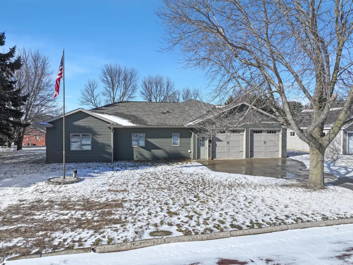 431 Elizabeth Avenue, Lake Wilson, MN 56151 - #1
