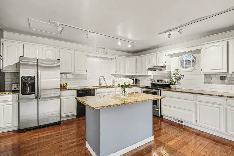 9516 Park Avenue S, Minneapolis, MN 55420 - #3