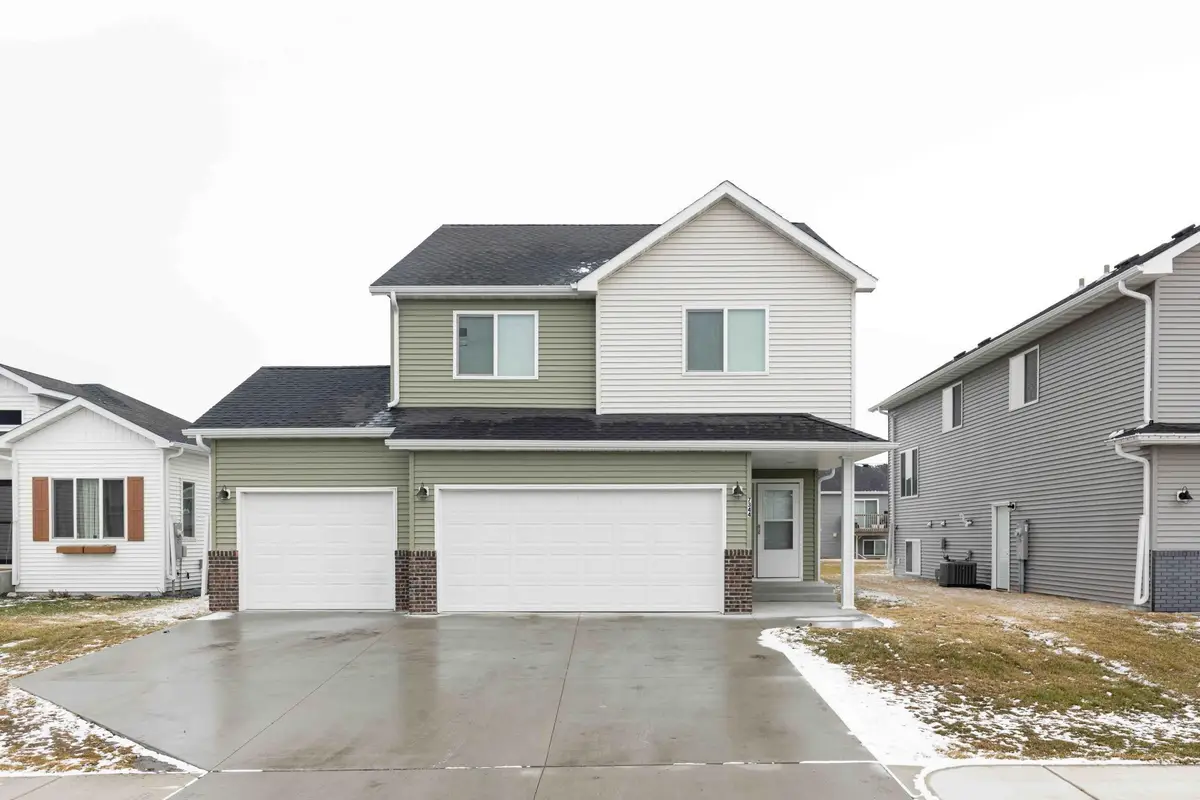 7344 22nd Street S, Fargo, ND 58104 - #1