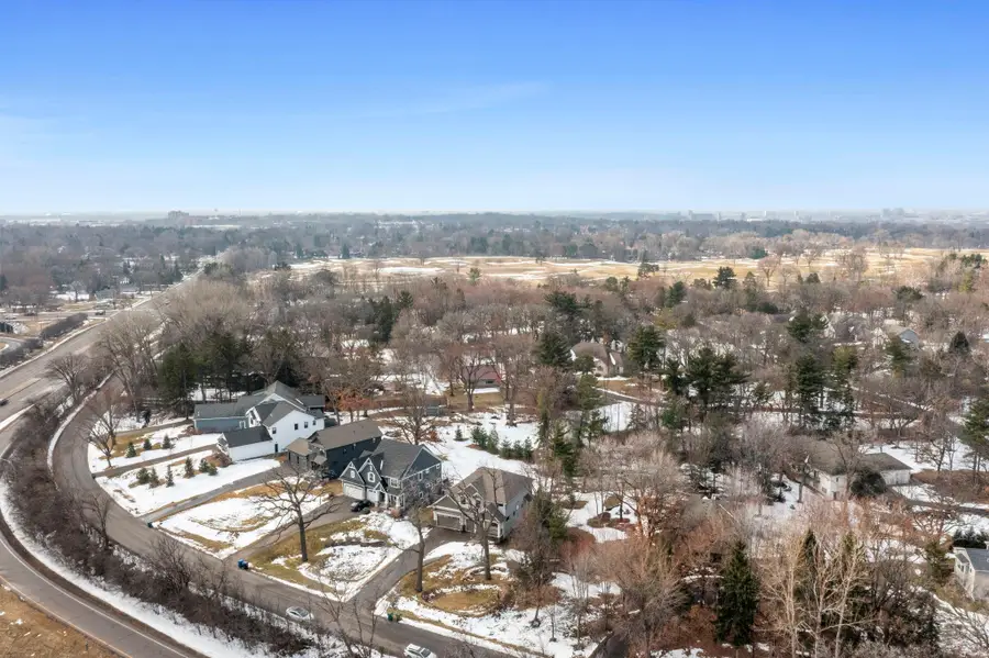 2251 Cleveland Avenue N, Roseville, MN 55113 - #2