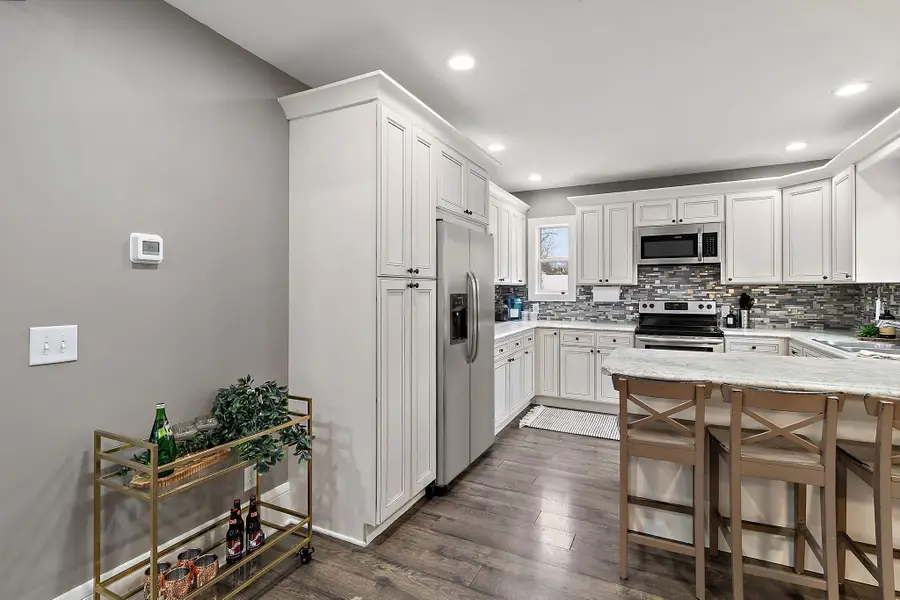 219 12th Avenue W, Alexandria, MN 56308 - #2