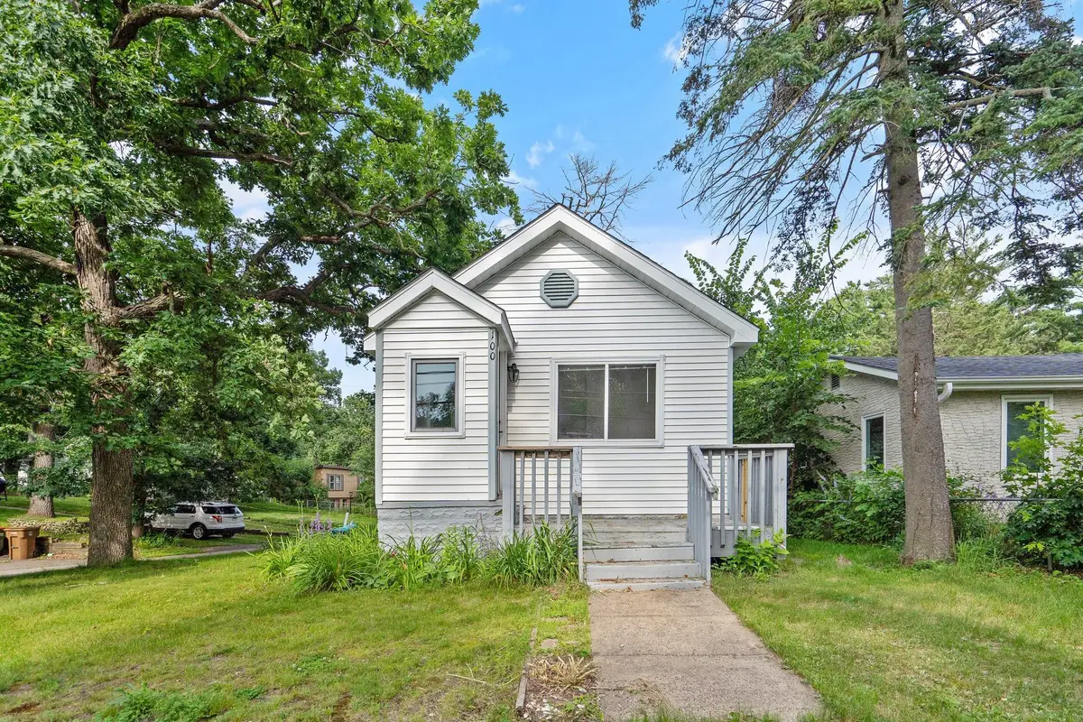 100 Warner Avenue S, Mahtomedi, MN 55115 - #1
