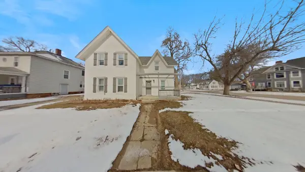 504 1st Street Nw, Faribault, MN 55021