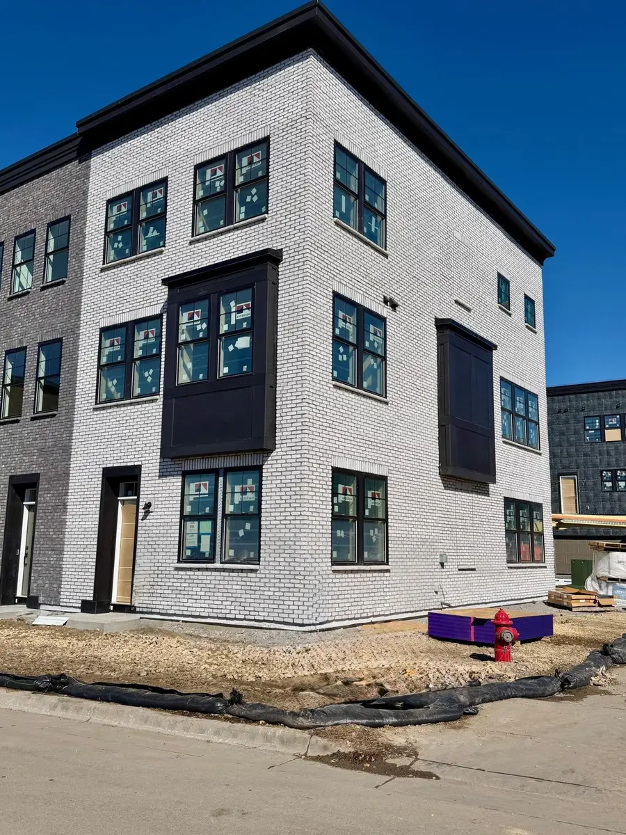 856 Woodlawn Avenue, Saint Paul, MN 55116 - #3