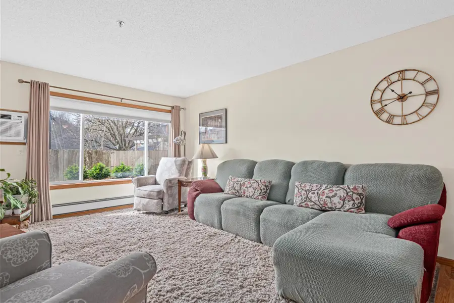 1729 6th Street Ne #102, Minneapolis, MN 55413 - #2