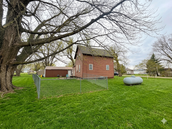 107 S Buckingham Street, Hardwick, MN 56134
