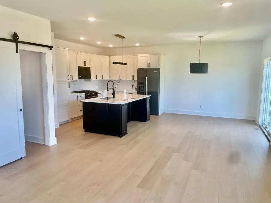 4550 Savanna Trail, Chaska, MN 55318 - #3