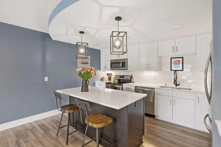 10401 Cedar Lake Road #410, Hopkins, MN 55305 - #3