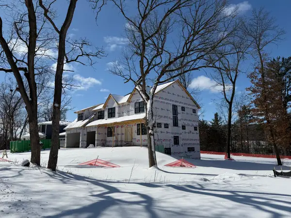 5324 Spring Lane, Minnetonka, MN 55345