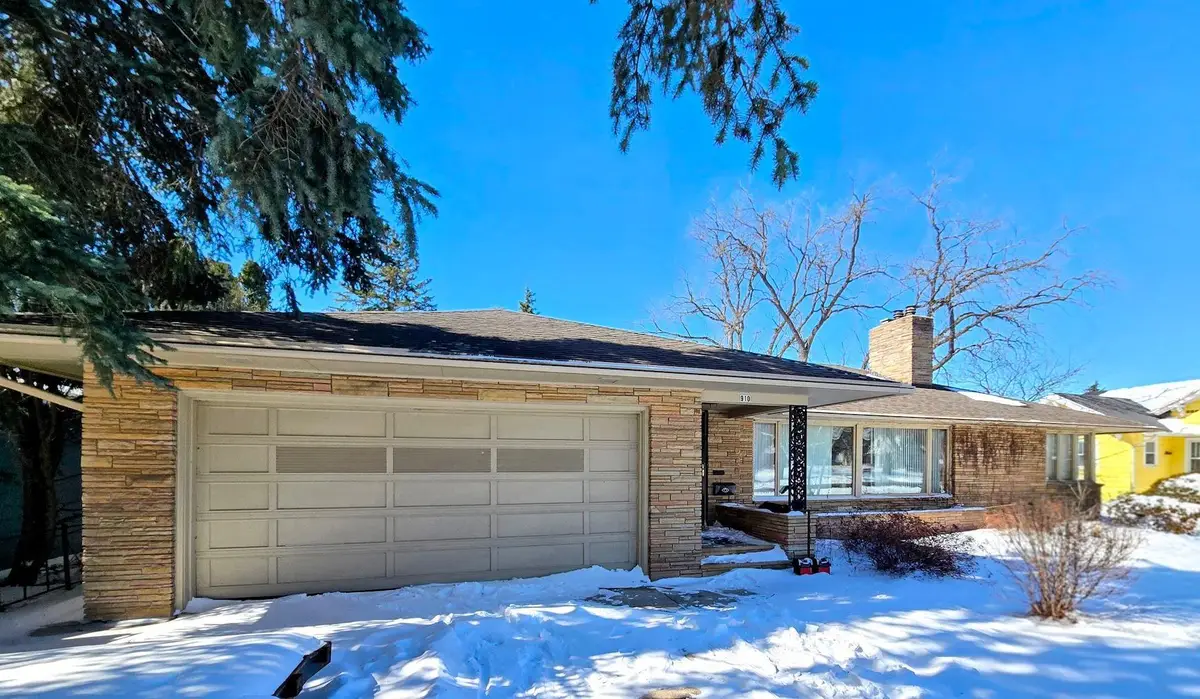 910 3rd Avenue Sw, Pipestone, MN 56164 - #1