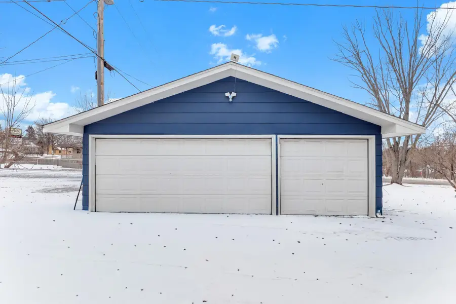 345 2nd Avenue Sw, Milaca, MN 56353 - #3