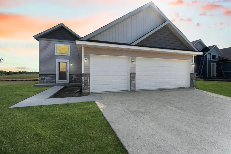569 Sienna Drive, Watertown, MN 55388 - #2