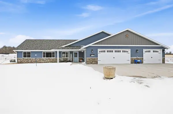 10185 440th Street, Holdingford, MN 56340