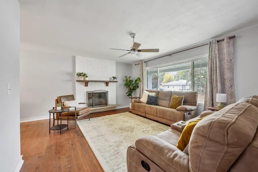 3301 Thurber Road, Minneapolis, MN 55429 - #2