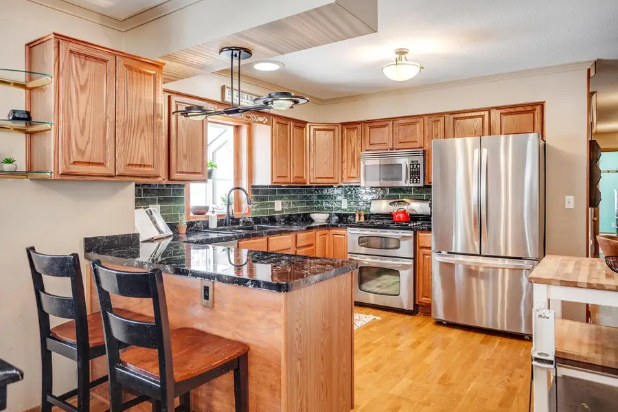 2722 Vale Crest Road, Minneapolis, MN 55422 - #3