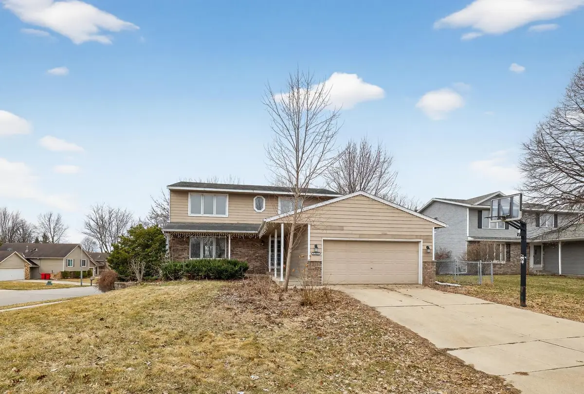 4406 Newcastle Lane Nw, Rochester, MN 55901 - #1