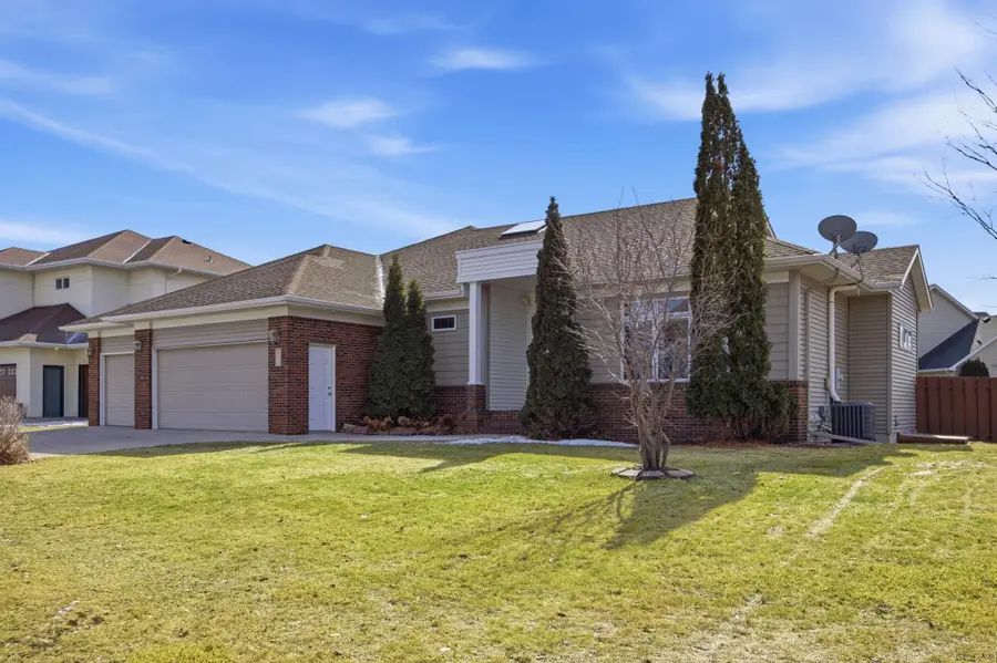 2314 Rose Creek Boulevard S, Fargo, ND 58104 - #2