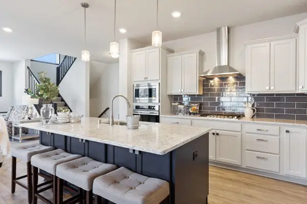 20145 Gothic Avenue, Lakeville, MN 55044