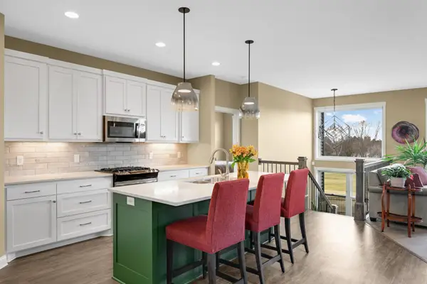 11136 6th Street Circle N, Lake Elmo, MN 55042