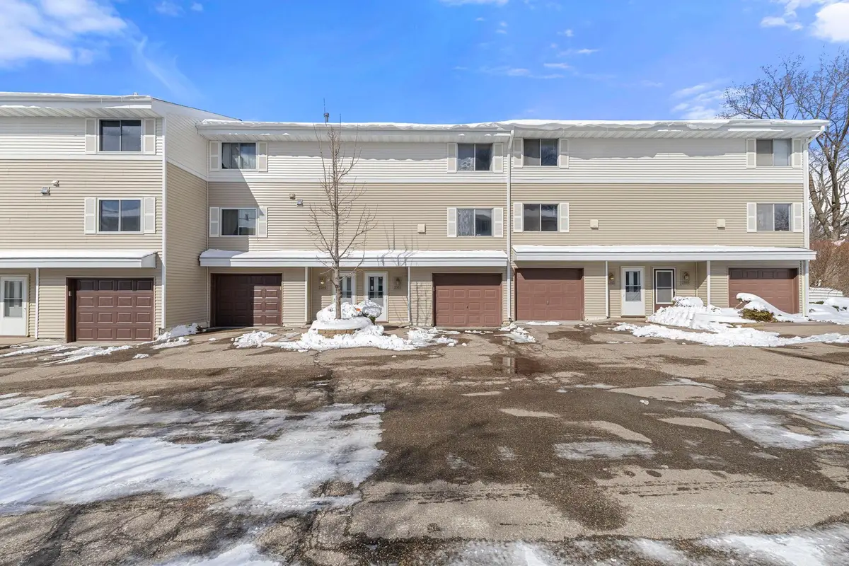 2361 Dorland Lane E, Saint Paul, MN 55119 - #1