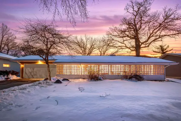 7008 35th Avenue N, Minneapolis, MN 55427