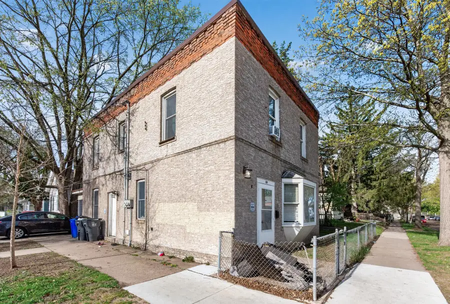 88 Cook Avenue W, Saint Paul, MN 55117 - #2