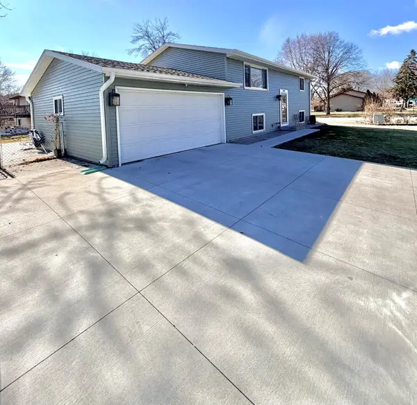 18203 Empire Trail, Farmington, MN 55024