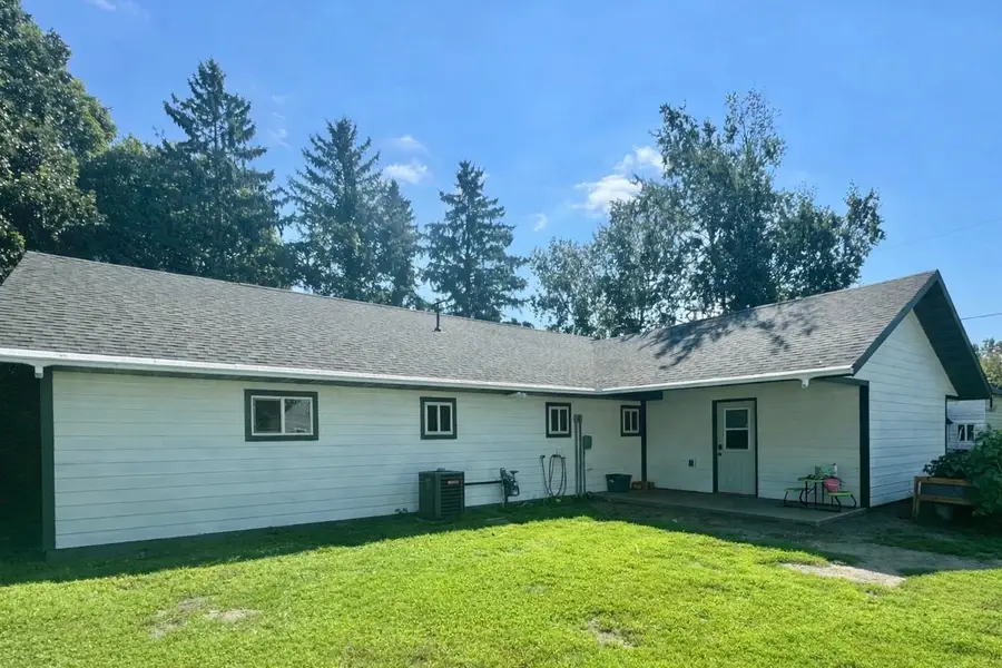 408 Main Street E, Bertha, MN 56437 - #2
