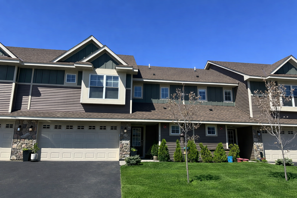 2167 Heron Court, Hugo, MN 55038