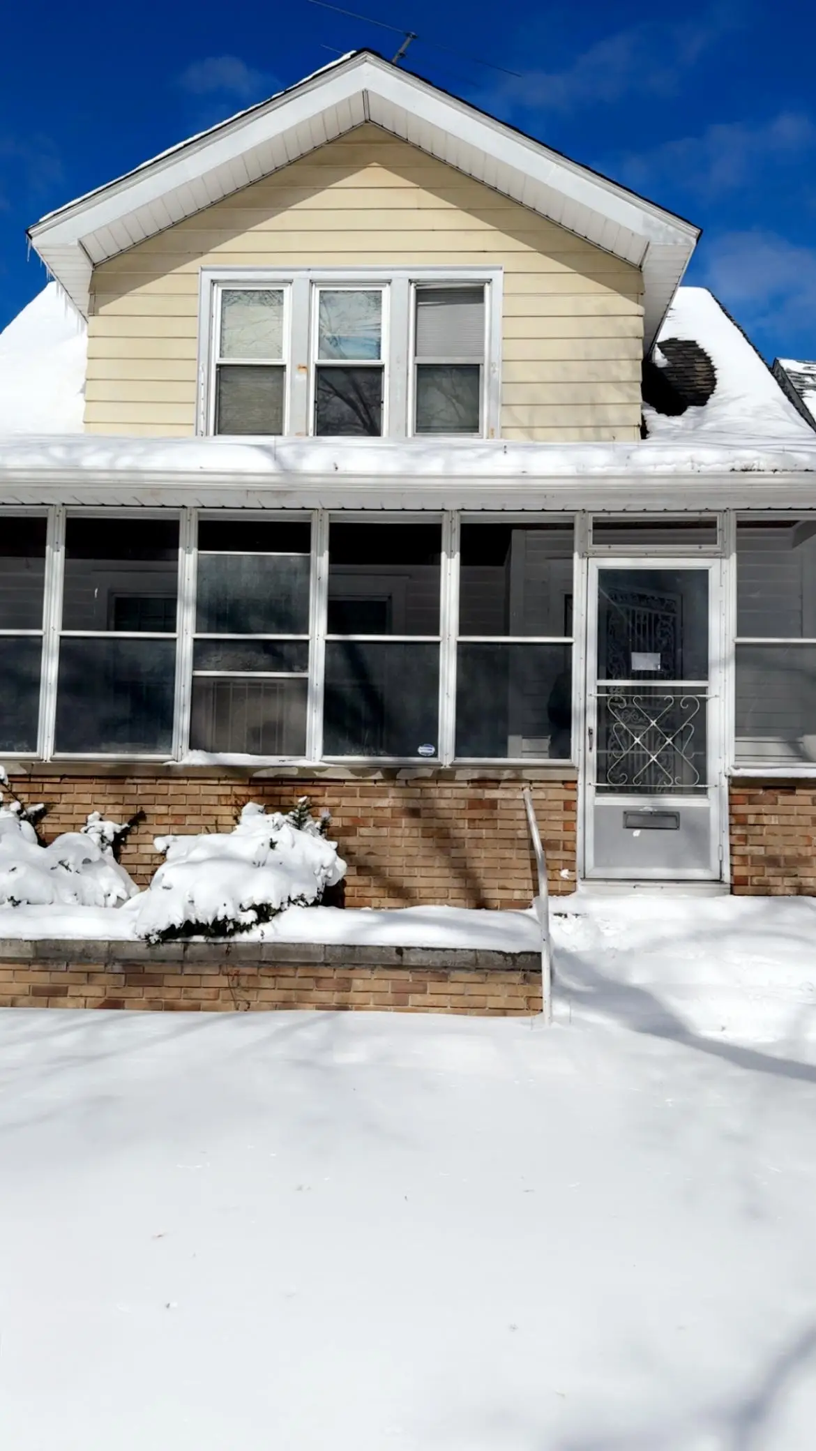 751 Lawson Avenue E, Saint Paul, MN 55106 - #1