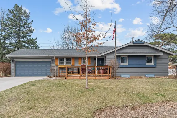 791 Creek Avenue, Mendota Heights, MN 55120